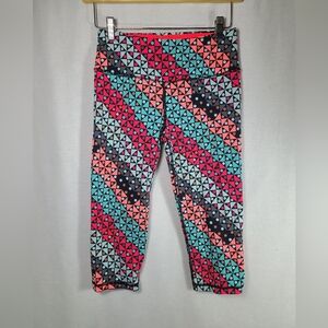 Victorias secret knock out crop leggings- 25 inches long size small